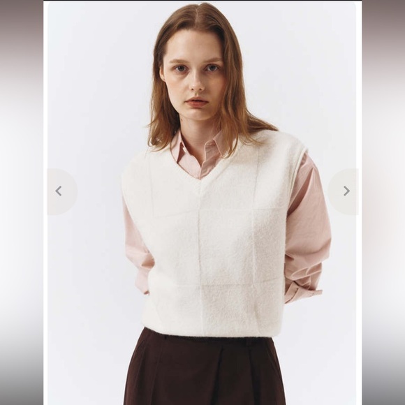 LAST CALL Dunst Unisex Divide Gray Knit Vest - Picture 2 of 6